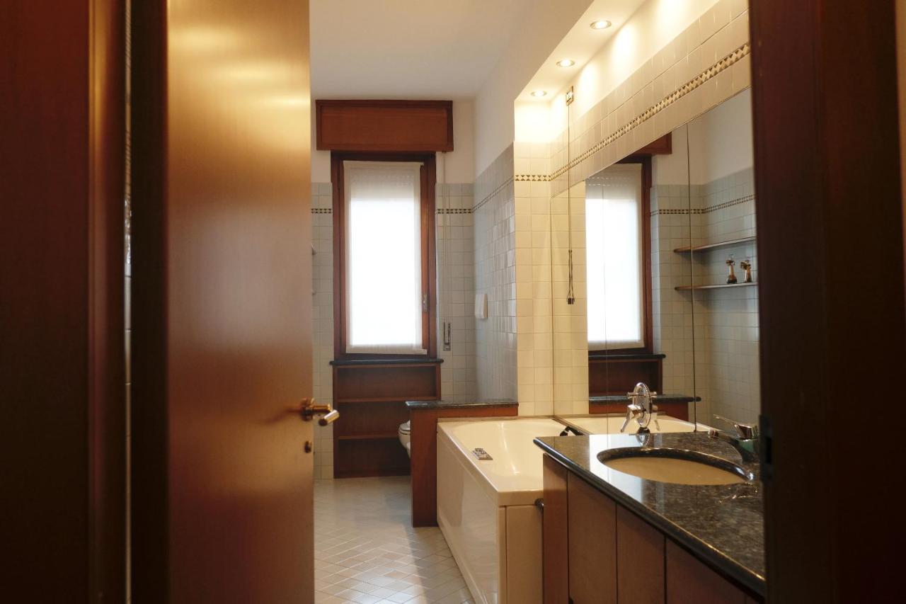 Emeraldway - Bellissimo Appartamento In Zona Sempione-Tre Torri Milan Extérieur photo