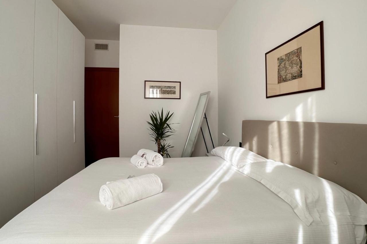 Emeraldway - Bellissimo Appartamento In Zona Sempione-Tre Torri Milan Extérieur photo