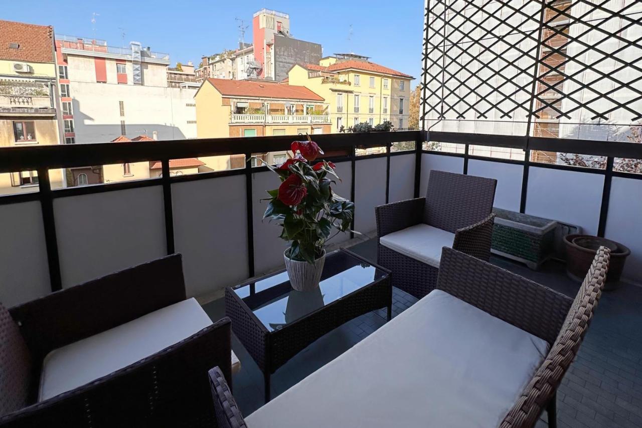 Emeraldway - Bellissimo Appartamento In Zona Sempione-Tre Torri Milan Extérieur photo